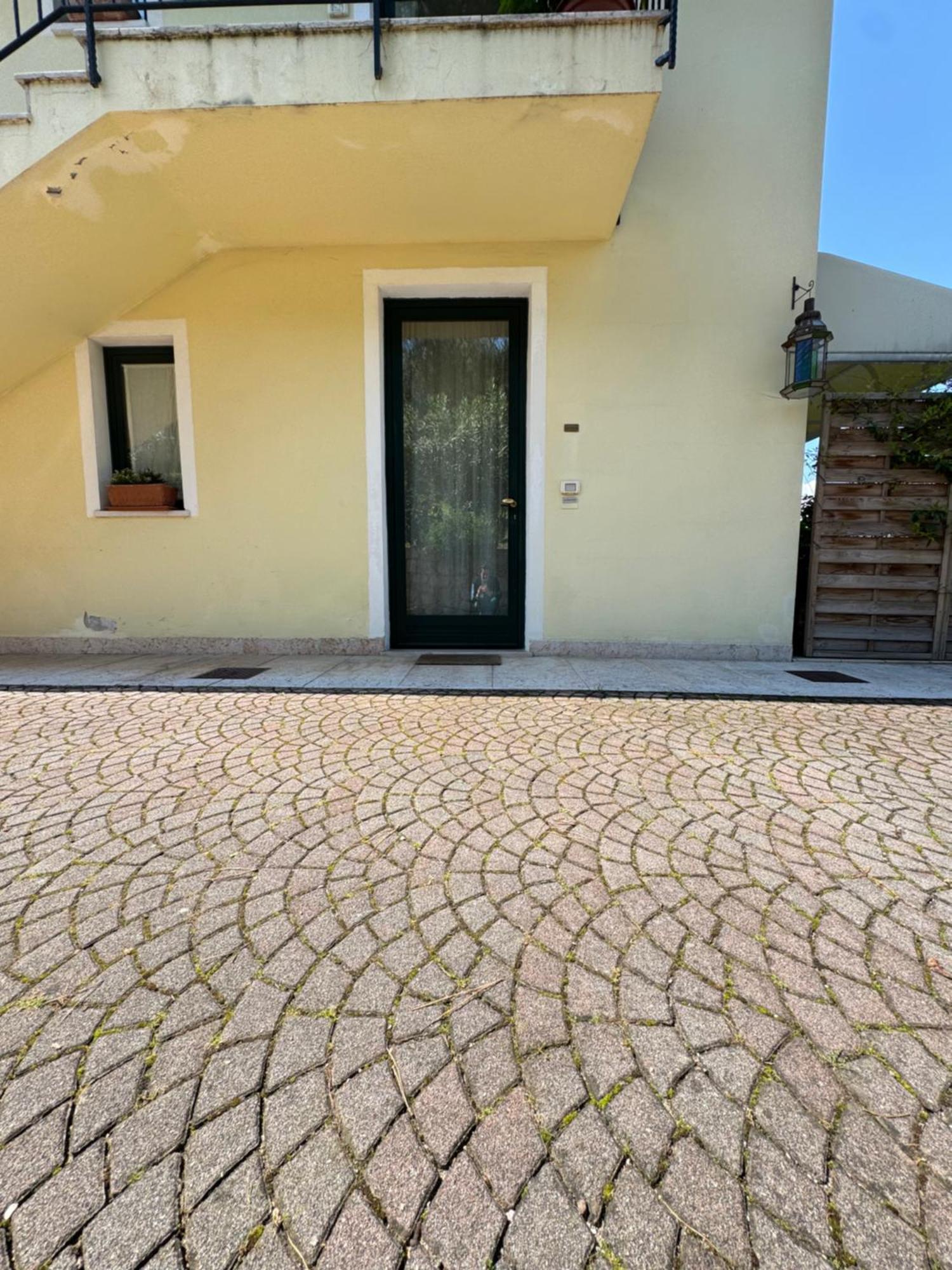 Appartamento La Perla Torri Del Benaco Zewnętrze zdjęcie